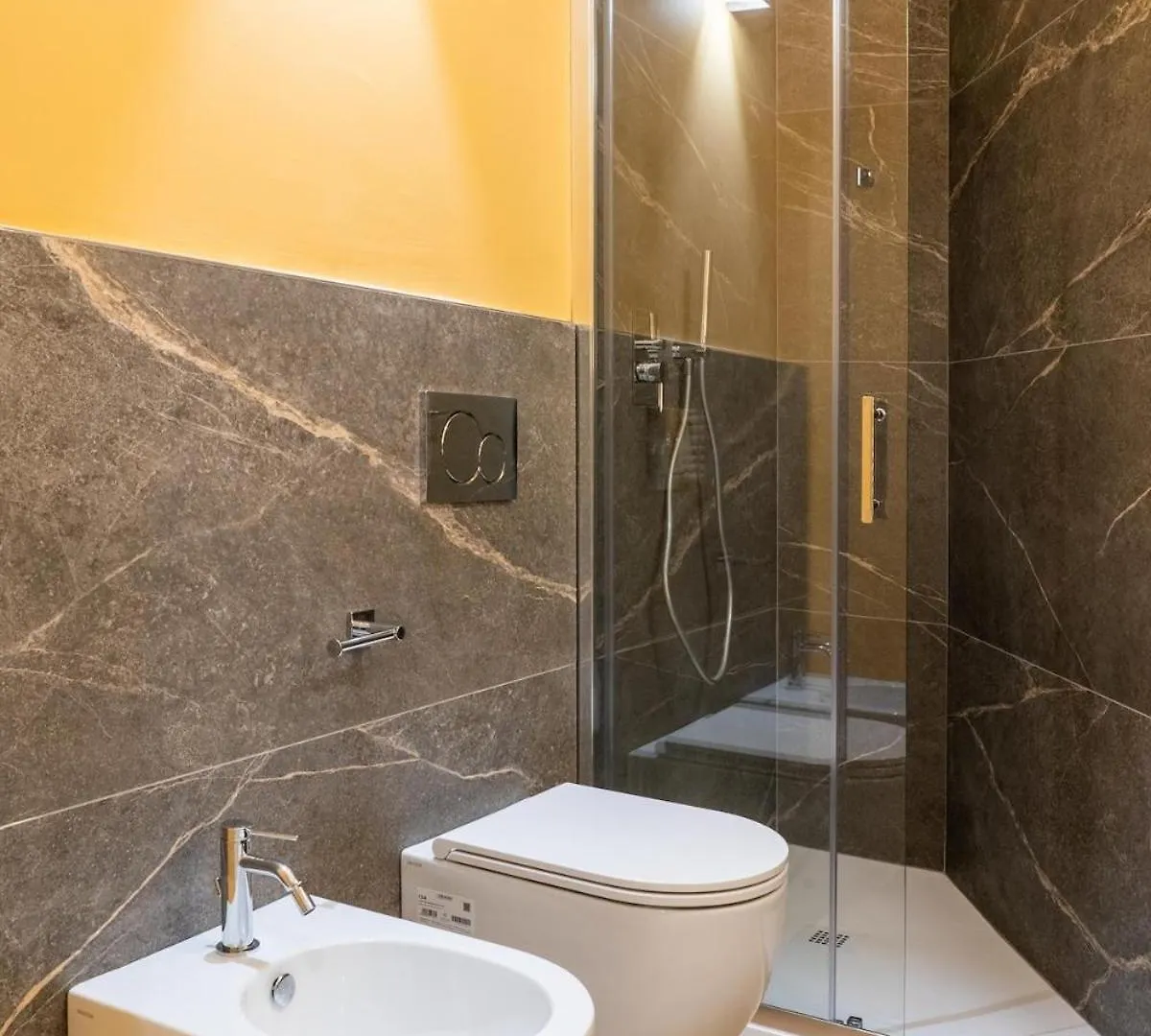 Nuovo - Appartamento Con Due Camere Da Letto Milan Italy