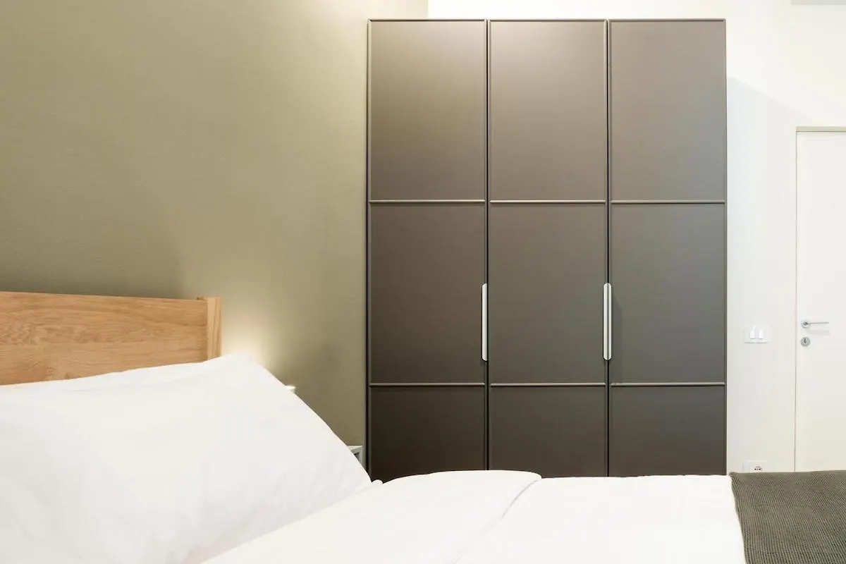 Nuovo - Appartamento Con Due Camere Da Letto Milan 0*,